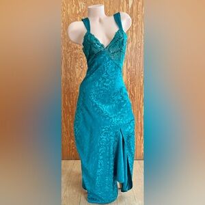 VTG Victoria’s Secret gown